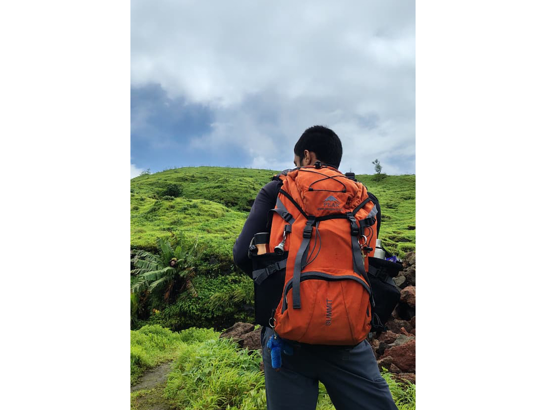 WhatsApp Image 2025-10-13 at 18.10.05_64864230.jpg